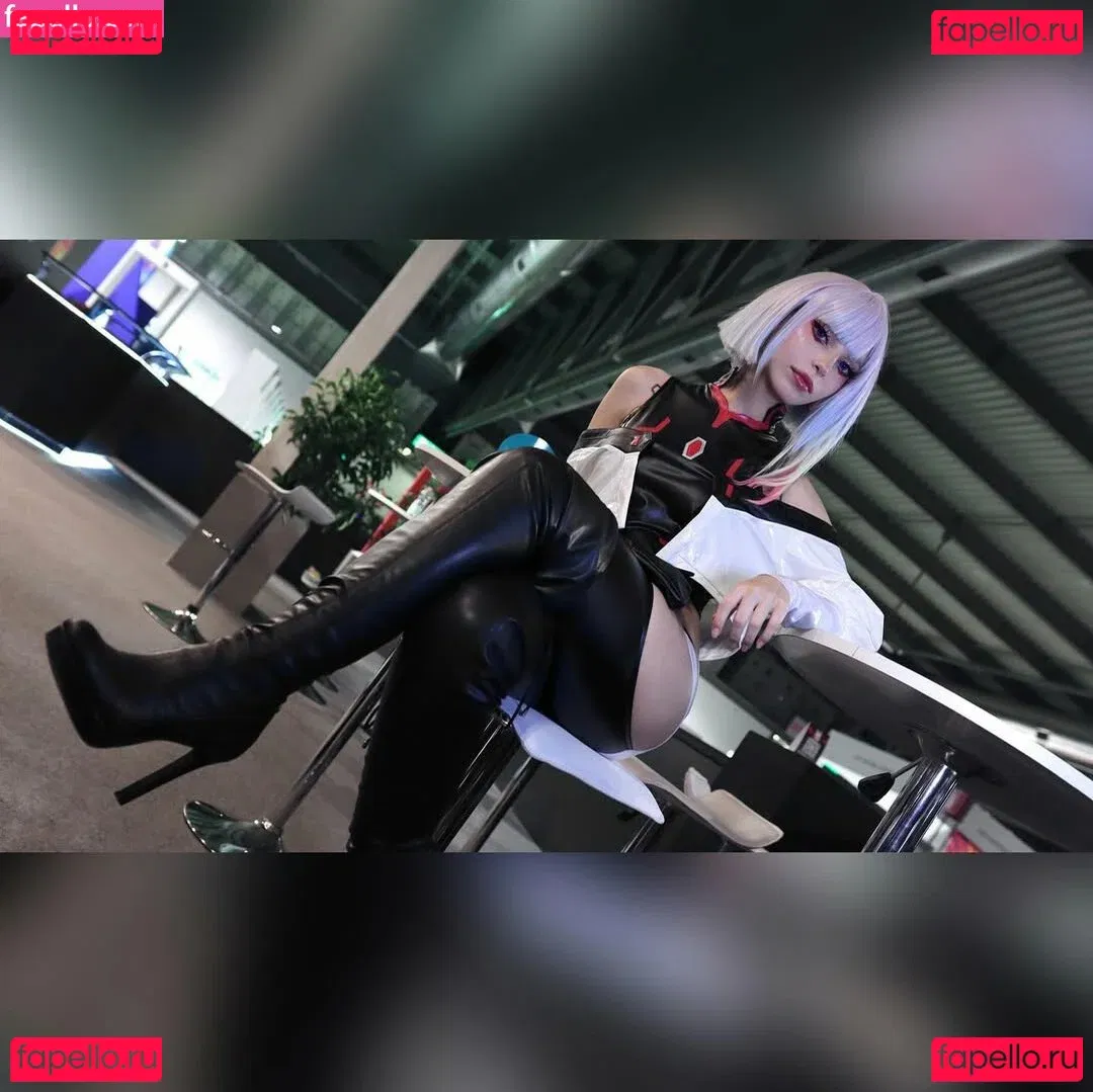 Hitomi Okami Onlyfans Photo Gallery 