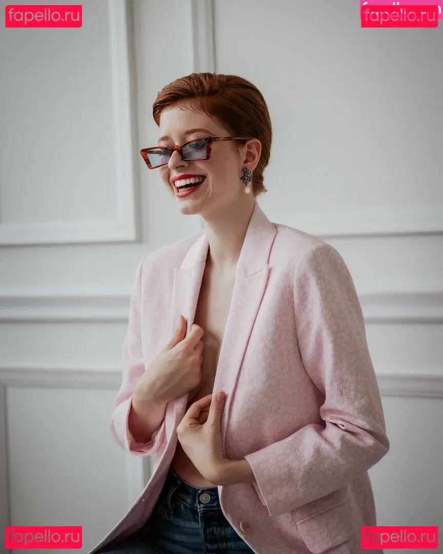 Sophie.srm Onlyfans Photo Gallery 