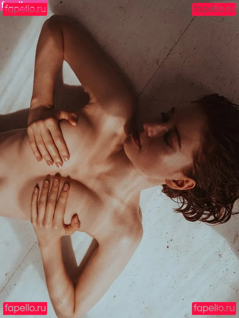 Sophie.srm Onlyfans Photo Gallery 