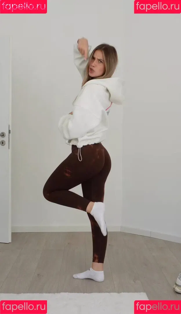 Paula Doeringer Onlyfans Photo Gallery 