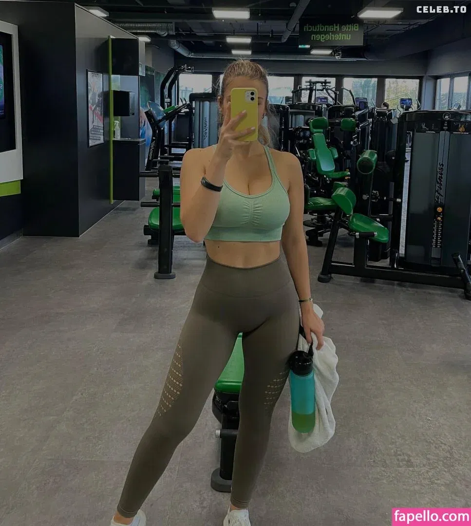 Paula Doeringer Onlyfans Photo Gallery 