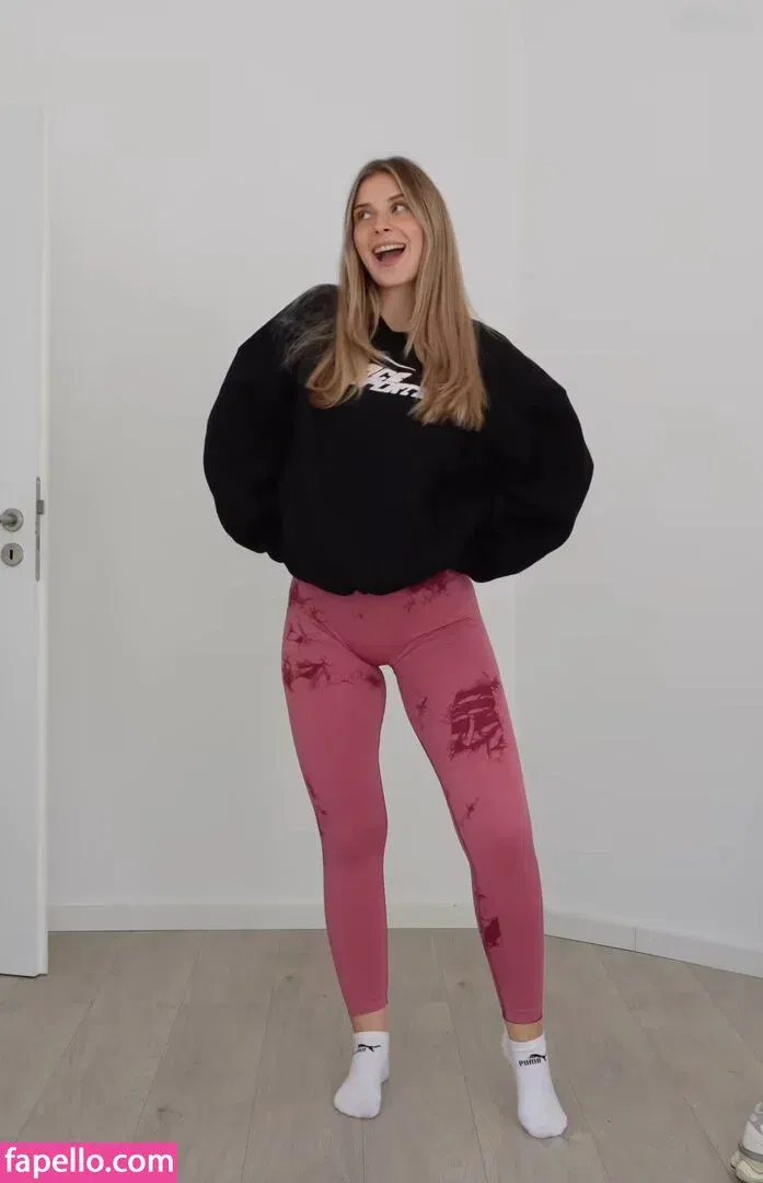 Paula Doeringer Onlyfans Photo Gallery 