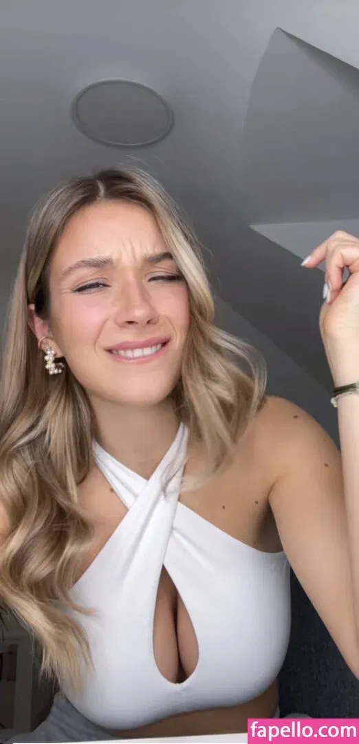 Paula Doeringer Onlyfans Photo Gallery 