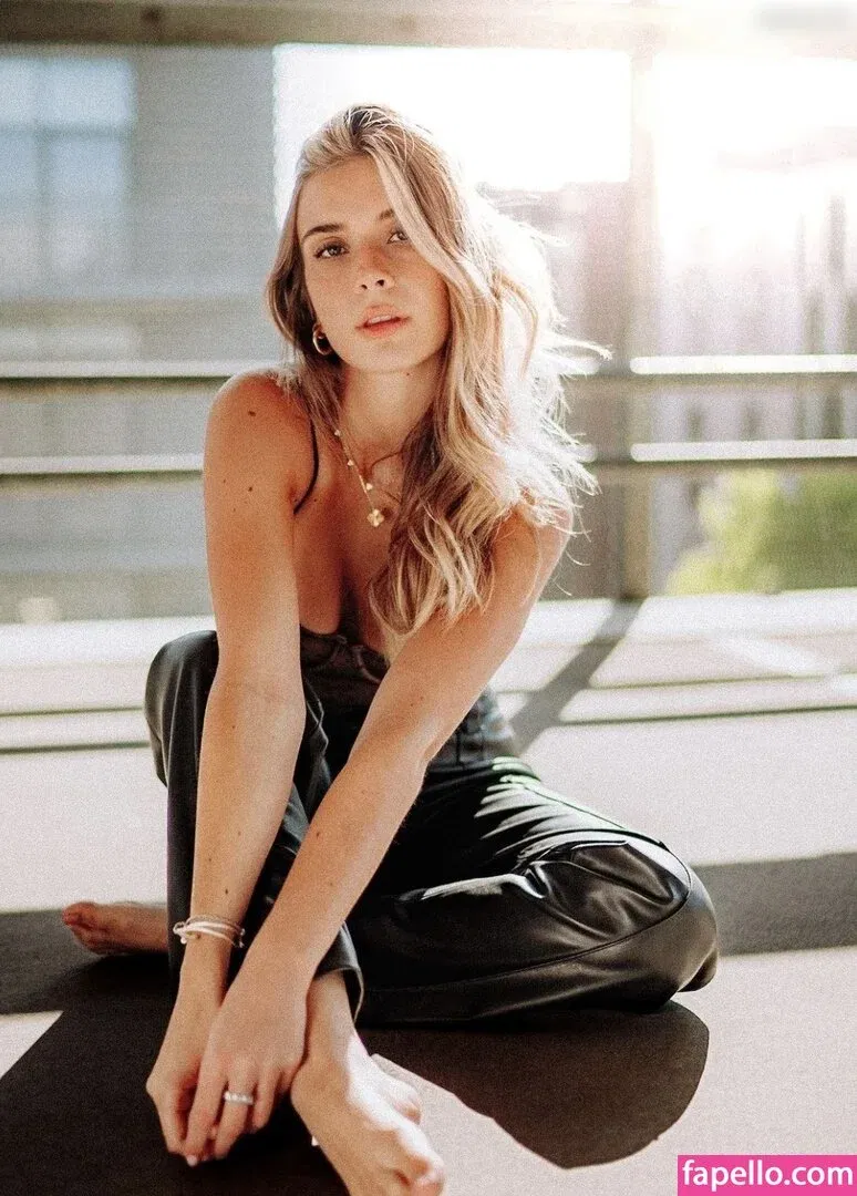 Paula Doeringer Onlyfans Photo Gallery 