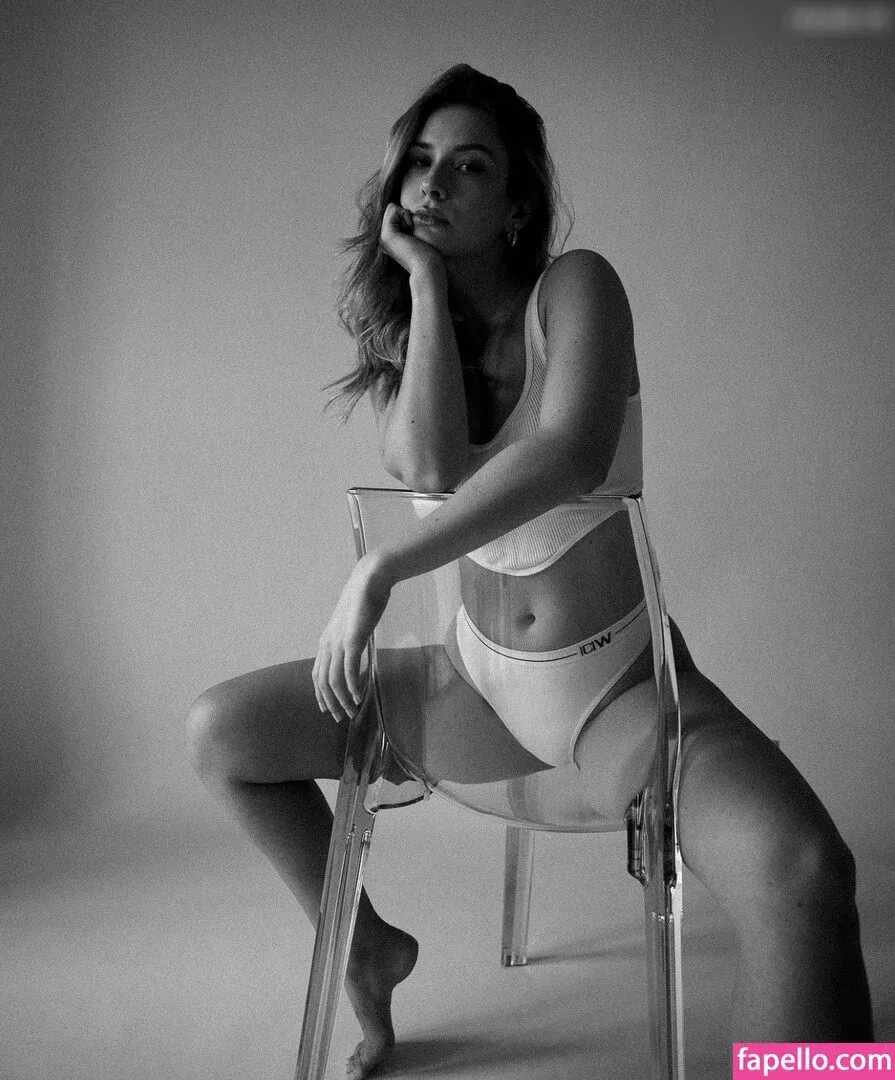 Paula Doeringer Onlyfans Photo Gallery 