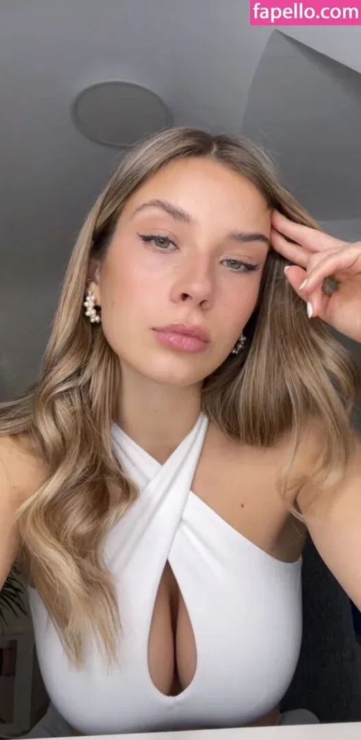 Paula Doeringer Onlyfans Photo Gallery 