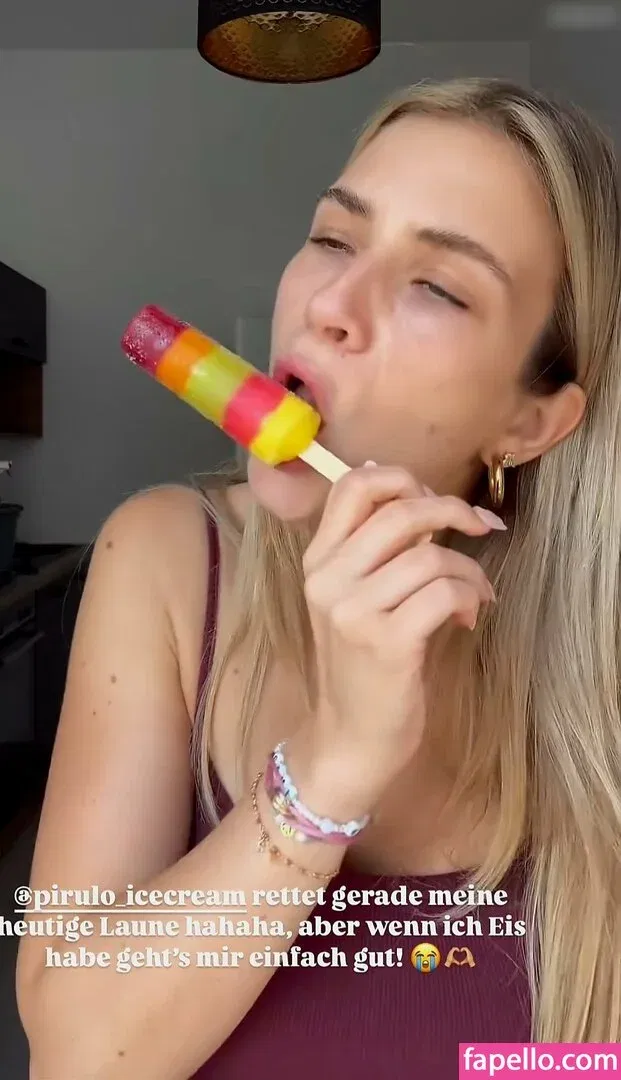 Paula Doeringer Onlyfans Photo Gallery 