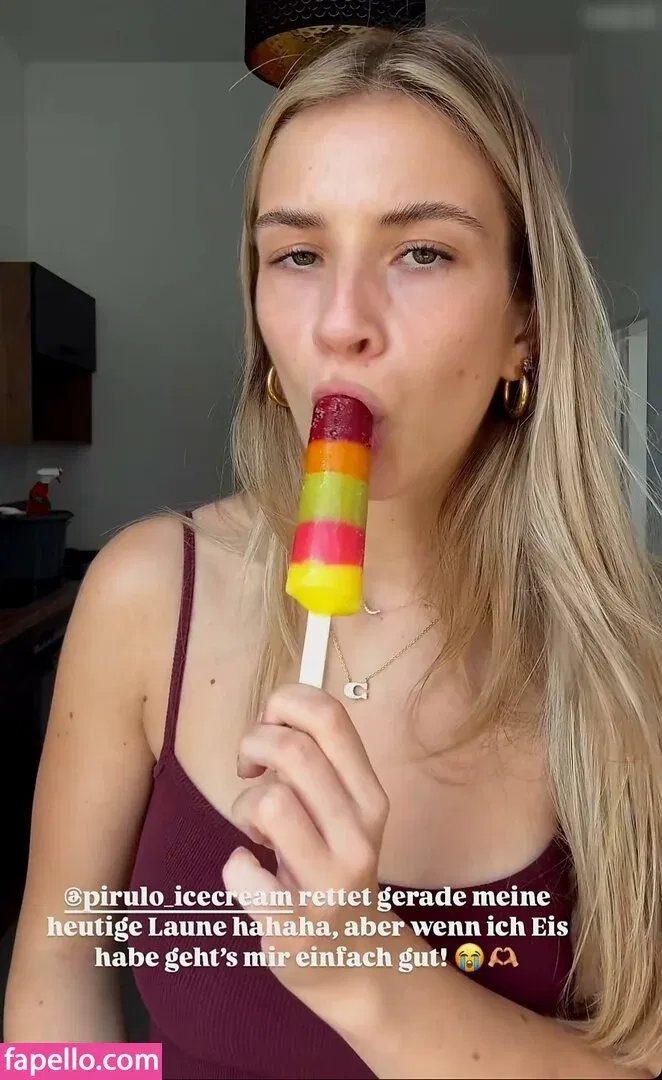 Paula Doeringer Onlyfans Photo Gallery 