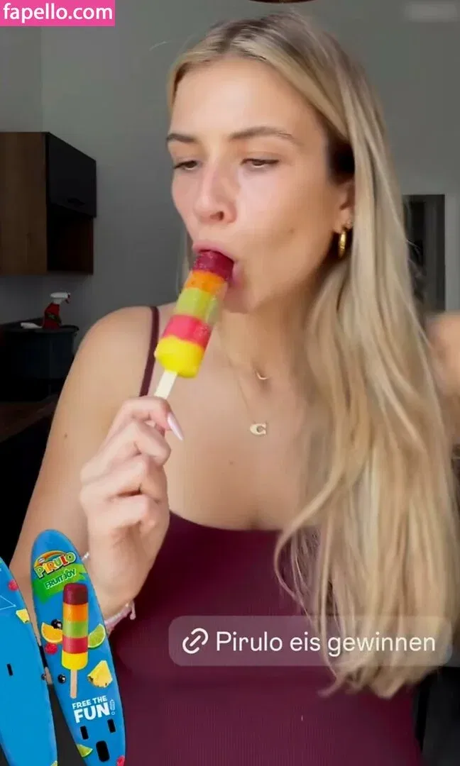 Paula Doeringer Onlyfans Photo Gallery 