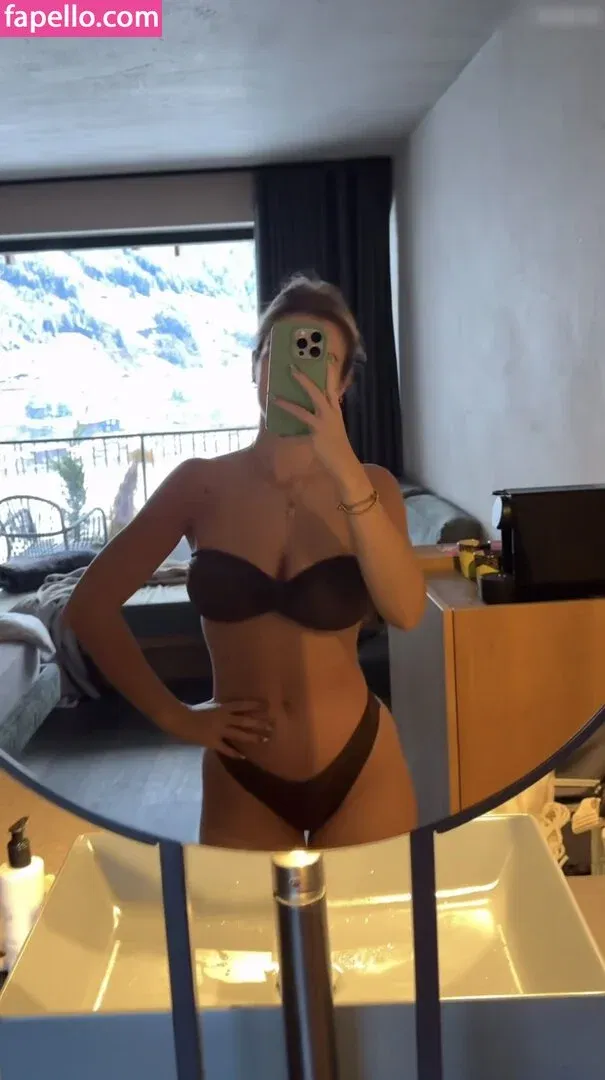 Paula Doeringer Onlyfans Photo Gallery 