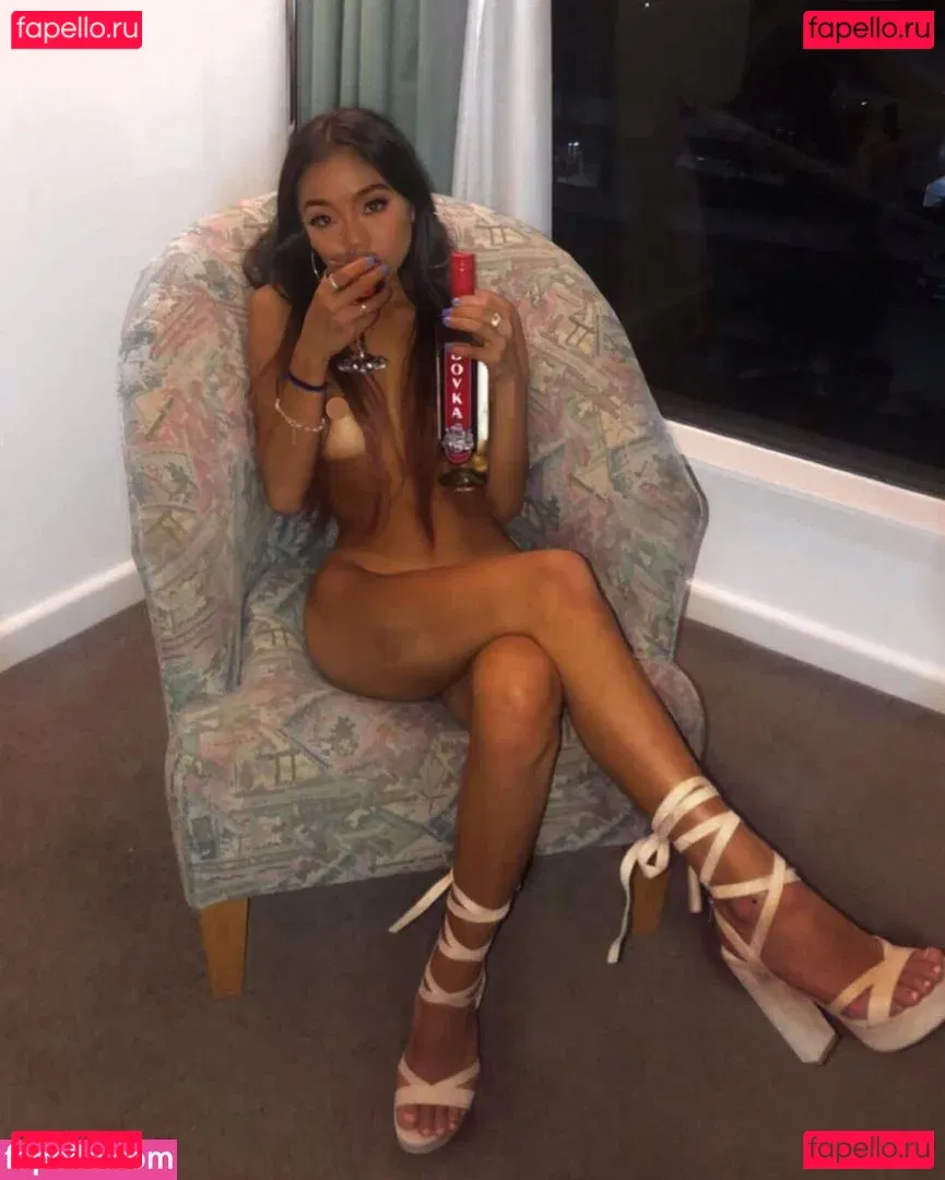 Kiimiiseokk Onlyfans Photo Gallery 