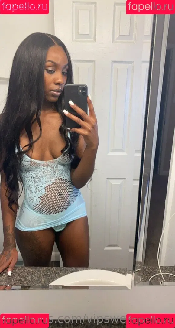 vipsweetonyxx Onlyfans Photo Gallery 