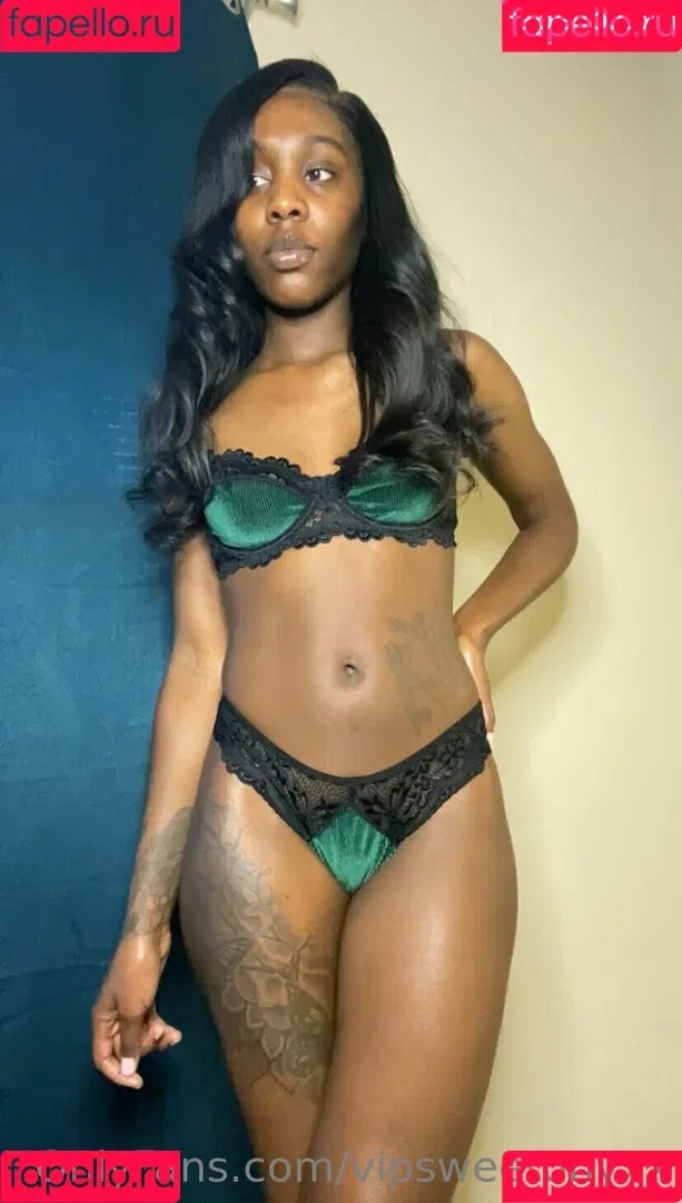 vipsweetonyxx Onlyfans Photo Gallery 