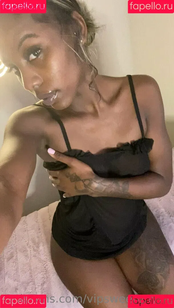 vipsweetonyxx Onlyfans Photo Gallery 