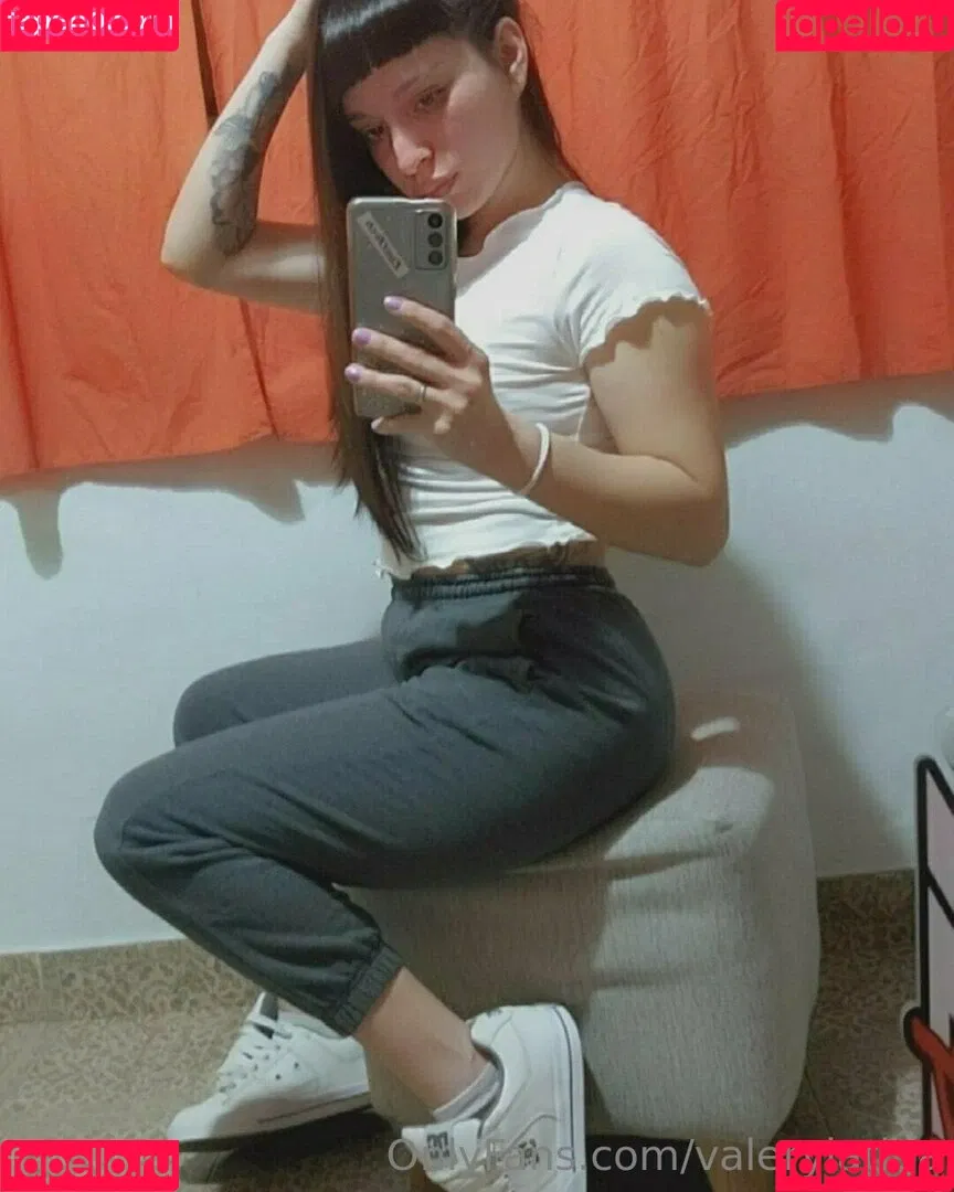 val_latina Onlyfans Photo Gallery 