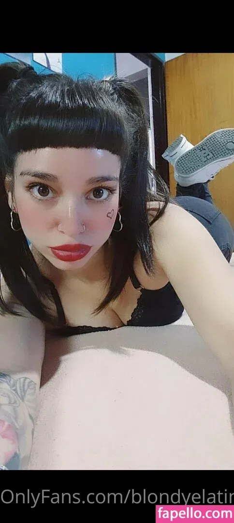 val_latina Onlyfans Photo Gallery 