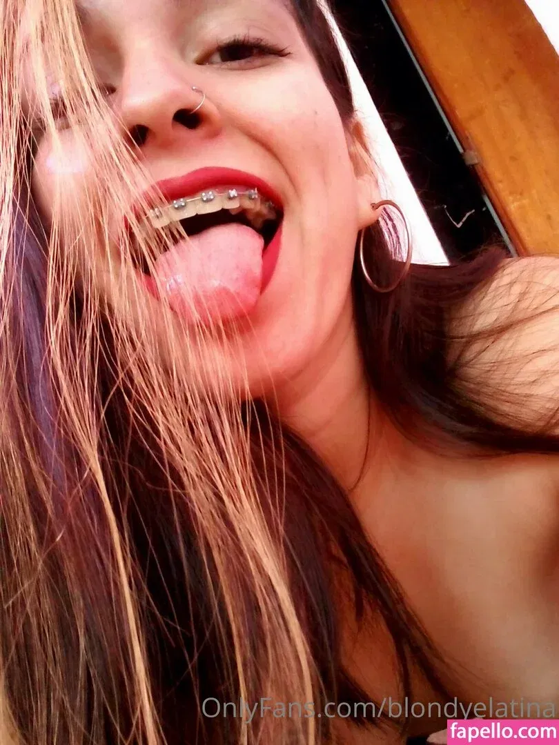 val_latina Onlyfans Photo Gallery 