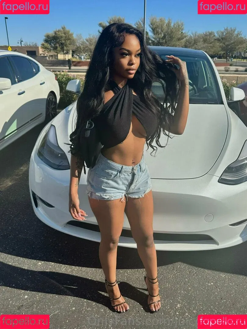 juiccygalore Onlyfans Photo Gallery 