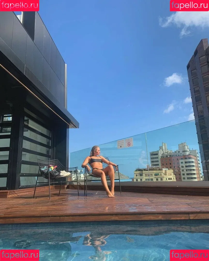 Axelle Maga Onlyfans Photo Gallery 