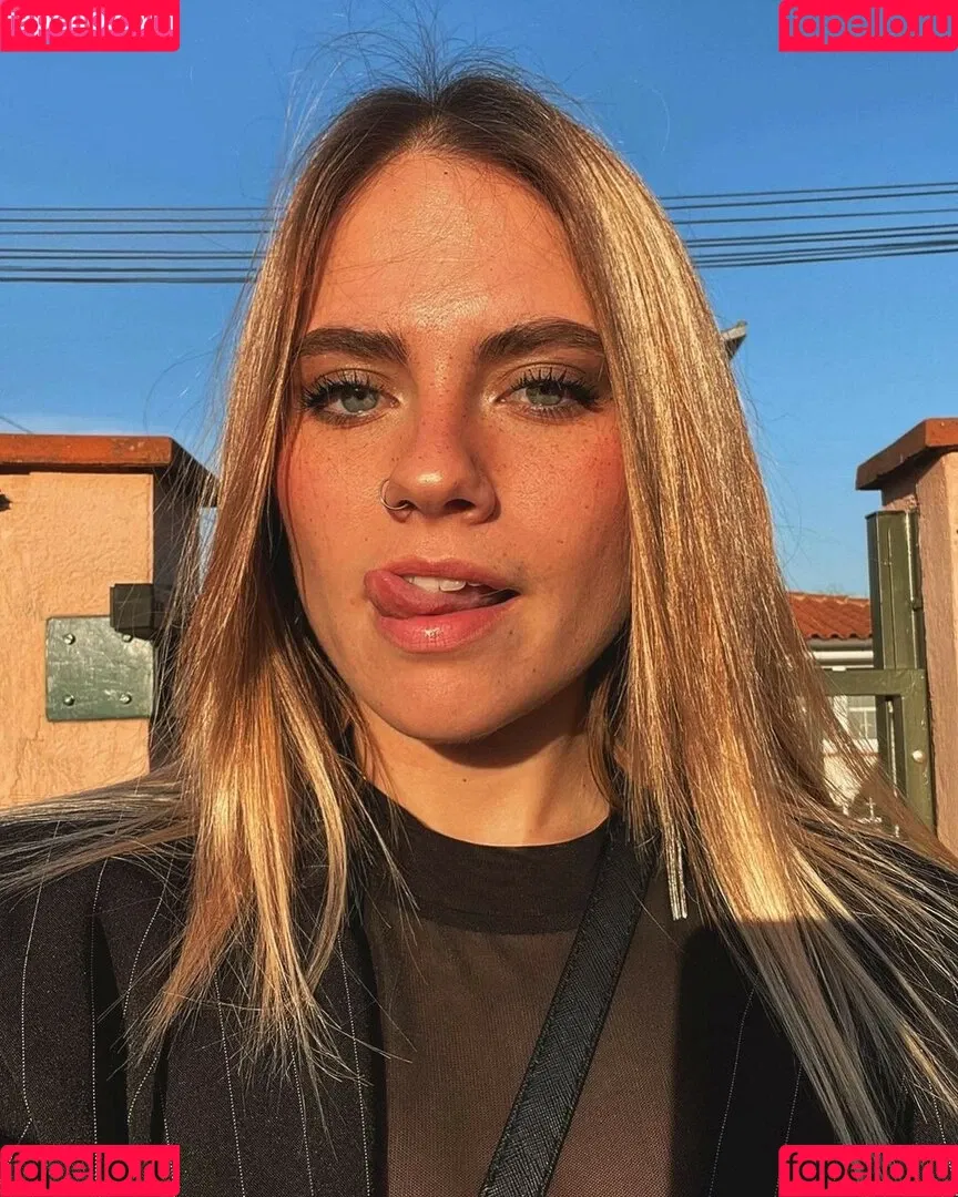 Axelle Maga Onlyfans Photo Gallery 