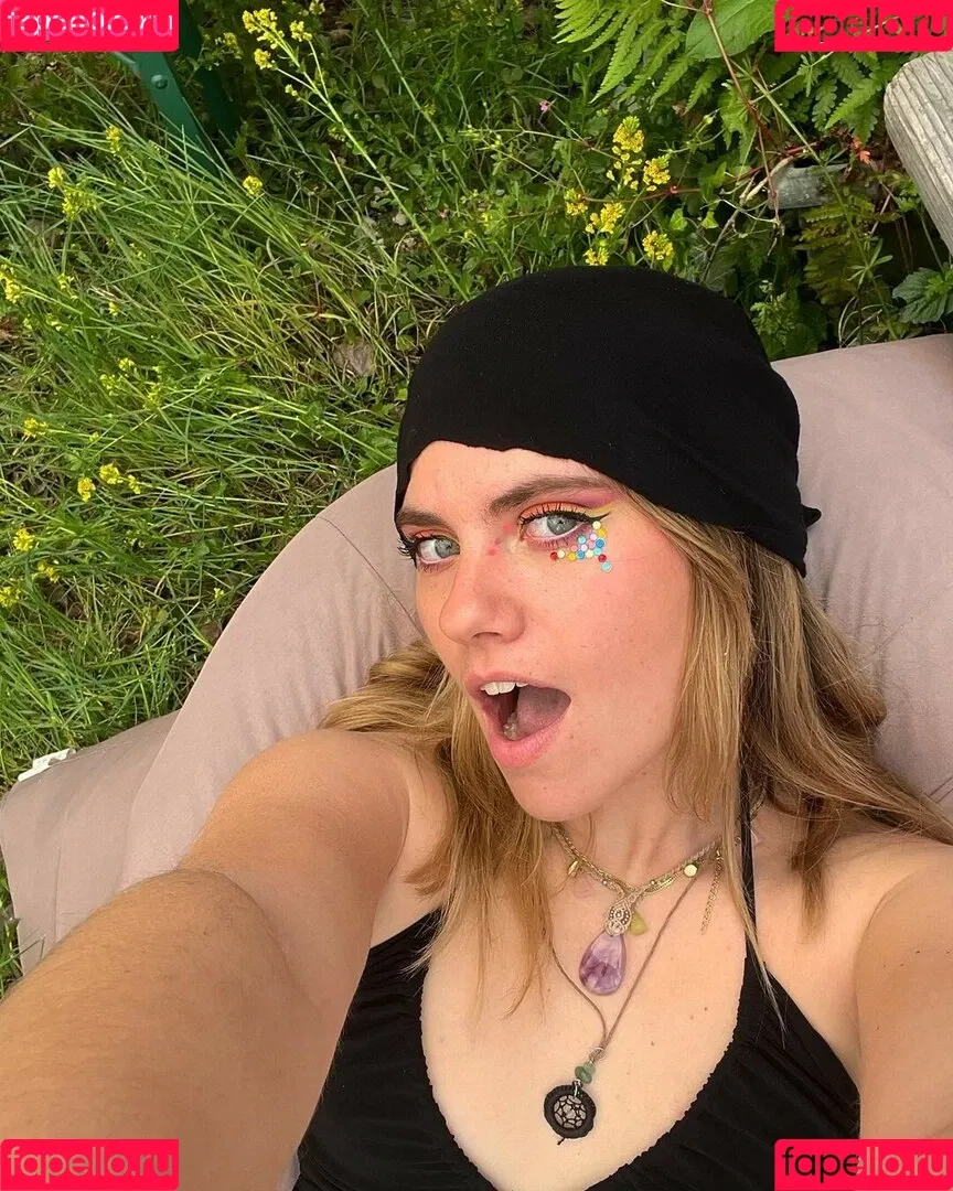 Axelle Maga Onlyfans Photo Gallery 