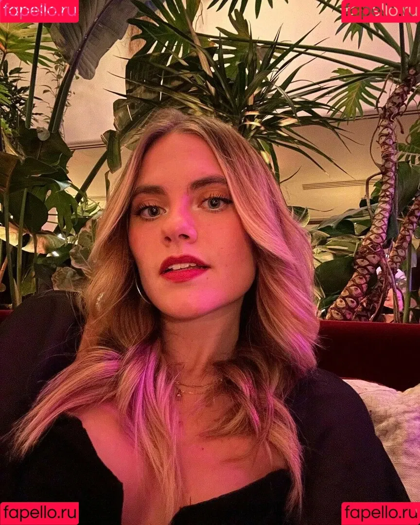 Axelle Maga Onlyfans Photo Gallery 