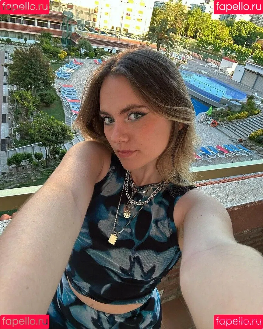Axelle Maga Onlyfans Photo Gallery 