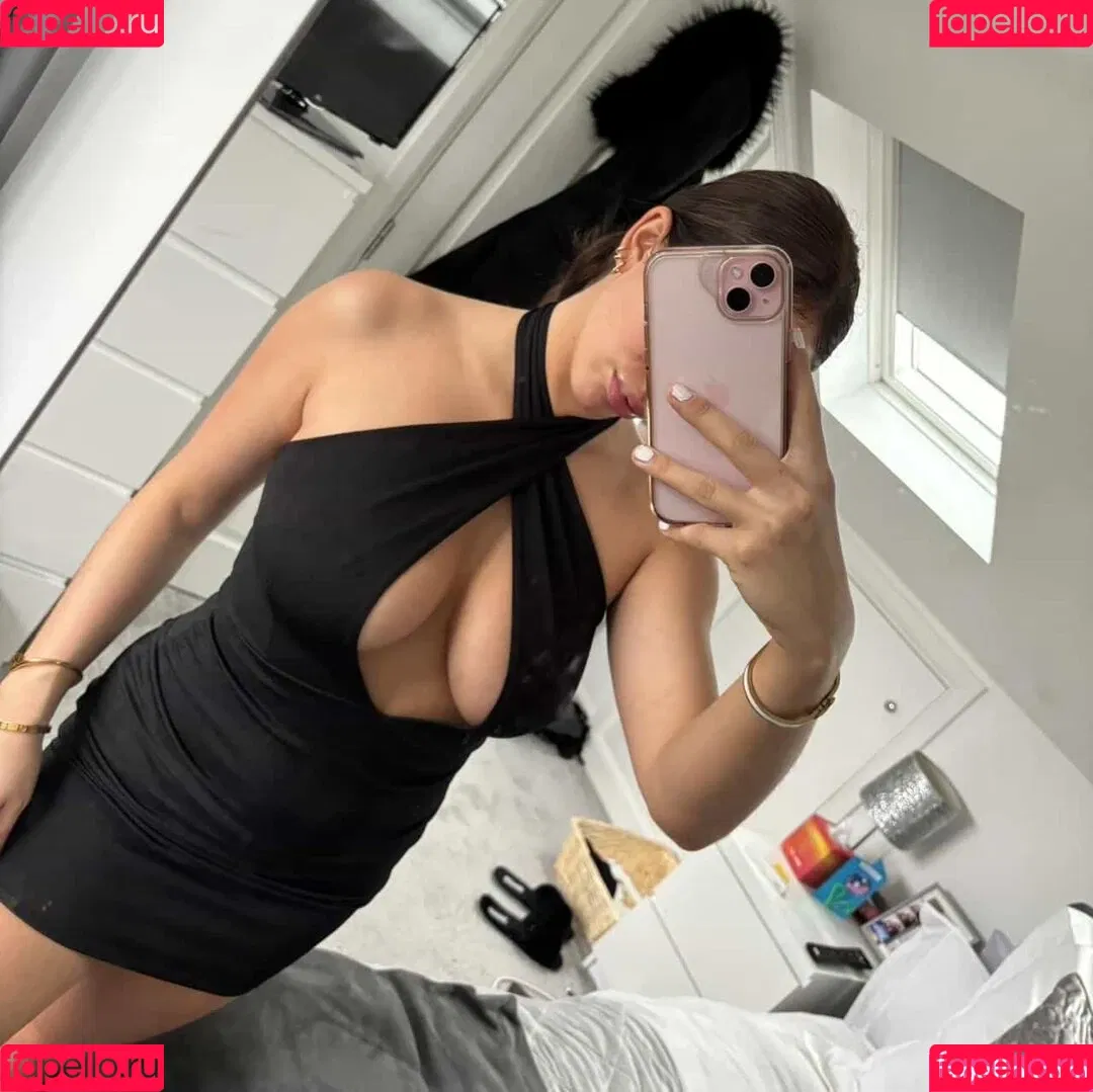 Liv Grace Onlyfans Photo Gallery 