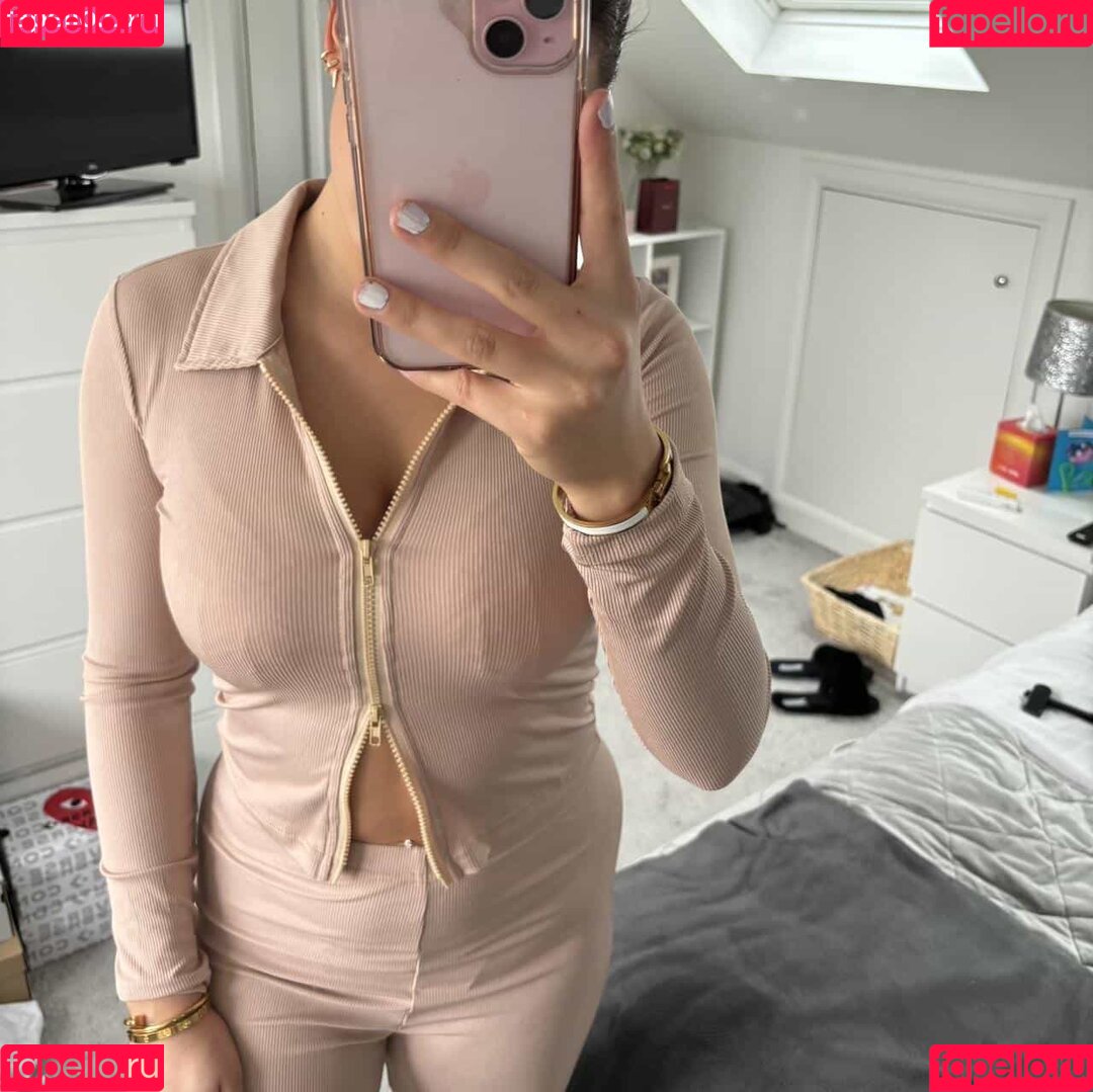 Liv Grace Onlyfans Photo Gallery 