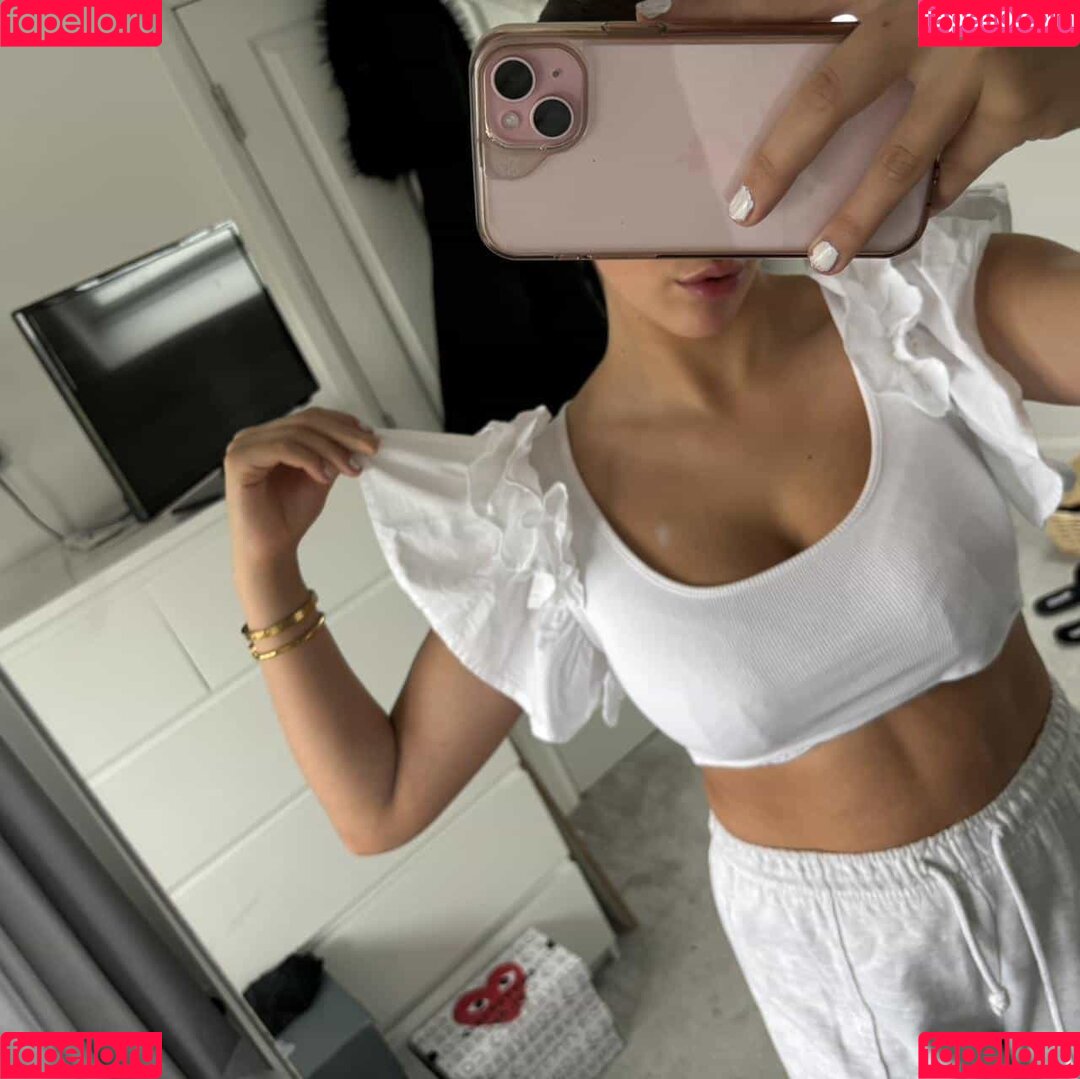 Liv Grace Onlyfans Photo Gallery 