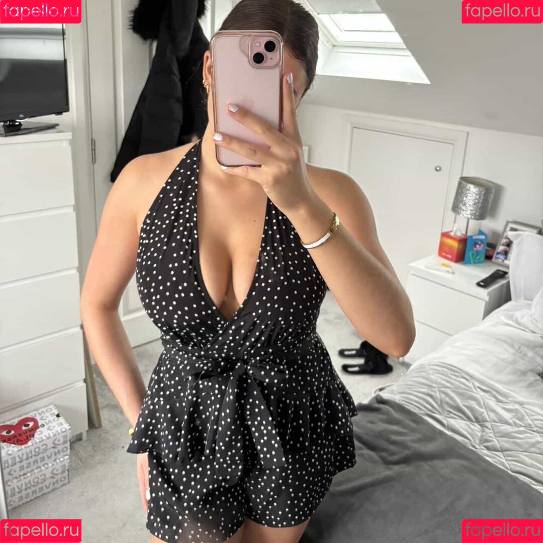 Liv Grace Onlyfans Photo Gallery 