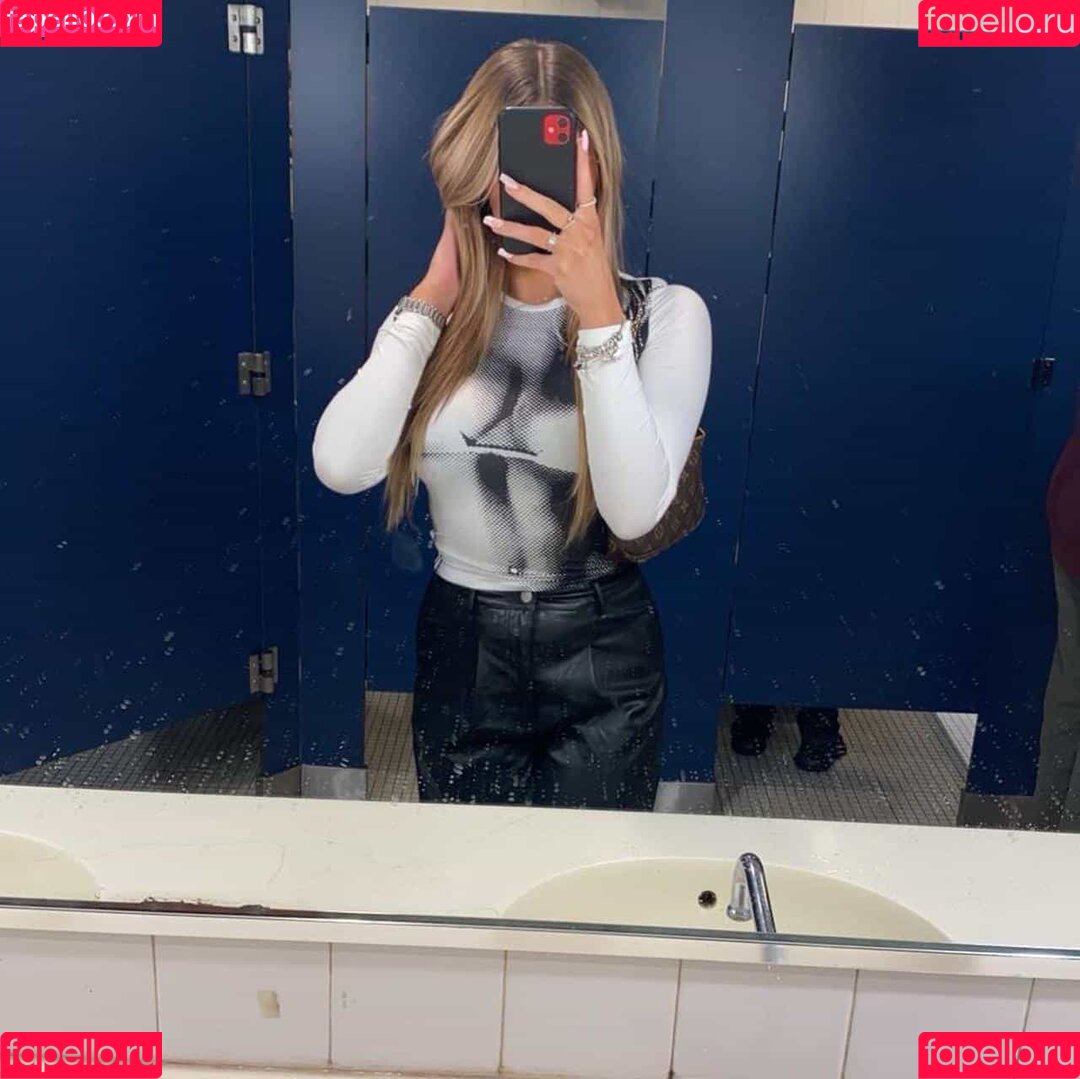 Liv Grace Onlyfans Photo Gallery 