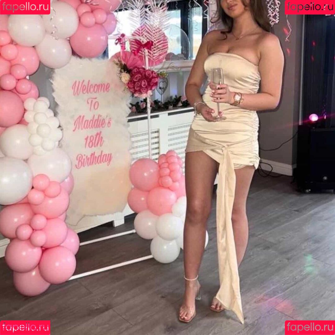 Liv Grace Onlyfans Photo Gallery 