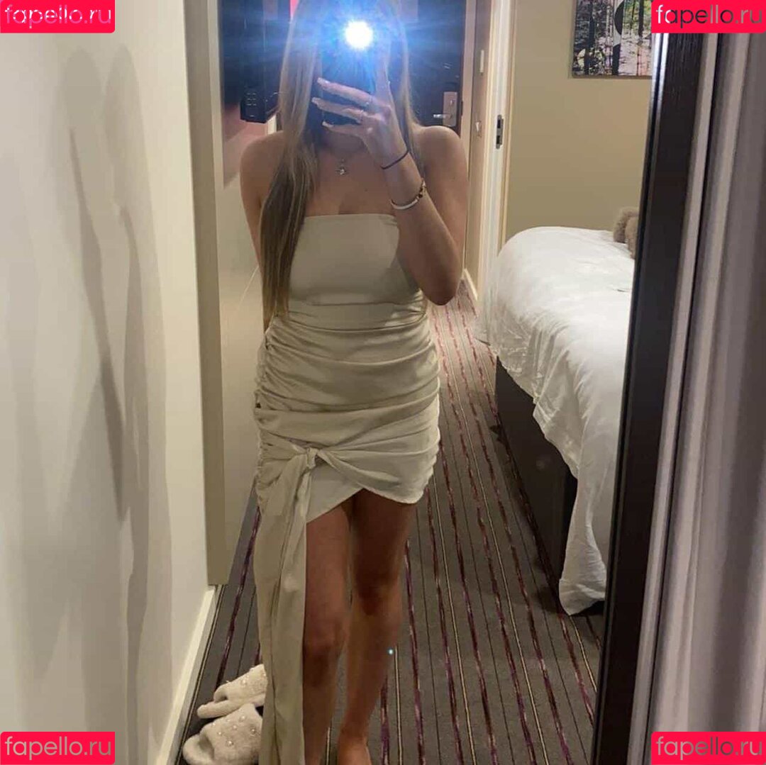Liv Grace Onlyfans Photo Gallery 
