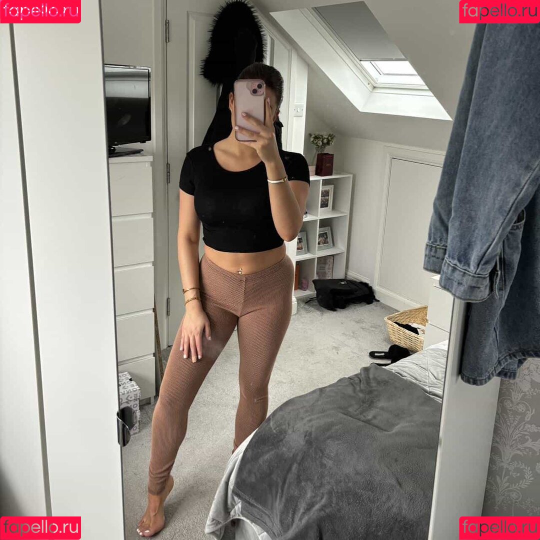 Liv Grace Onlyfans Photo Gallery 