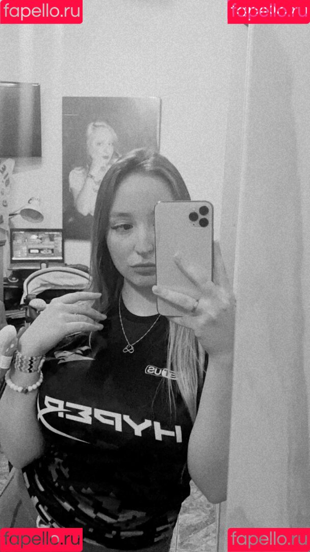 as_red99 Onlyfans Photo Gallery 