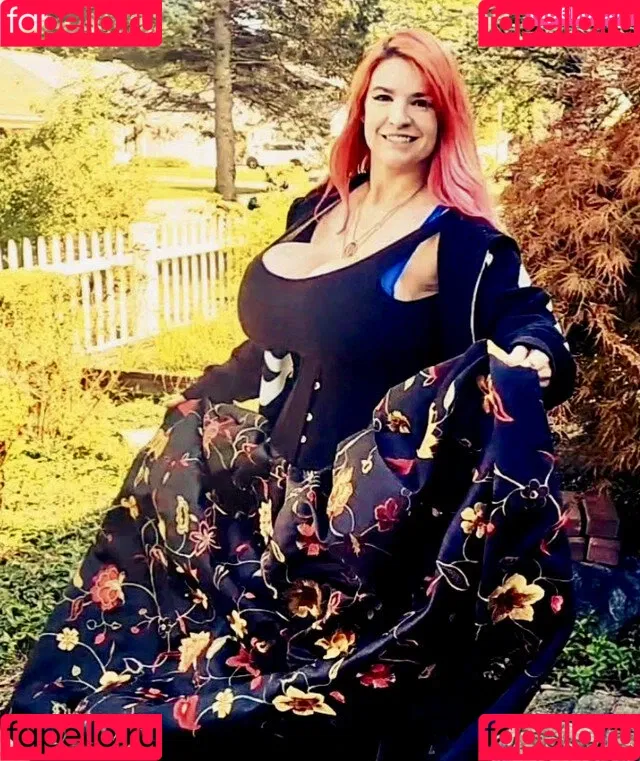 Heidi Corinne Onlyfans Photo Gallery 