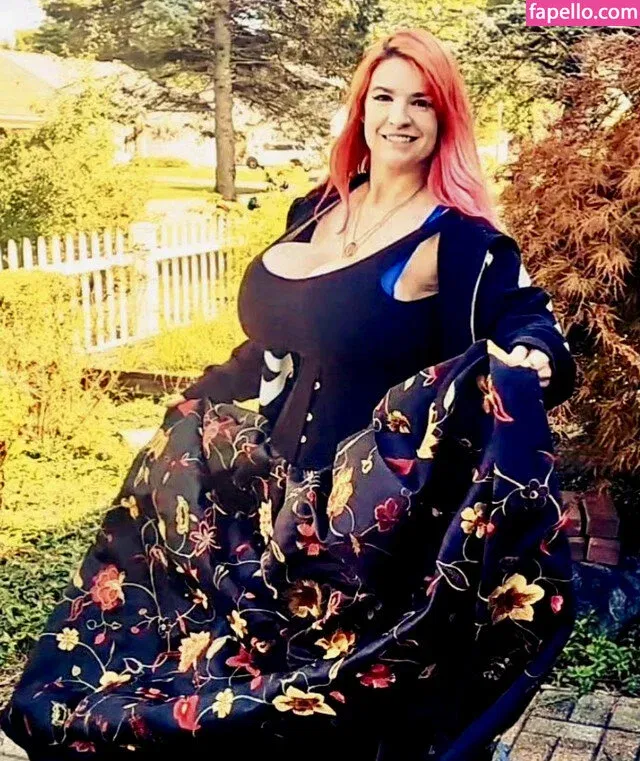 Heidi Corinne Onlyfans Photo Gallery 