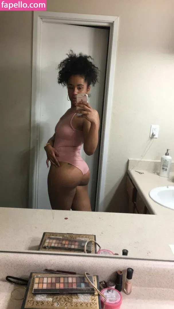Elusivemulatto Onlyfans Photo Gallery 