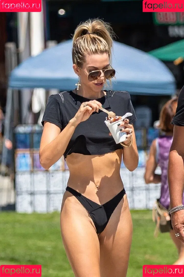 Rachel McCord Onlyfans Photo Gallery 