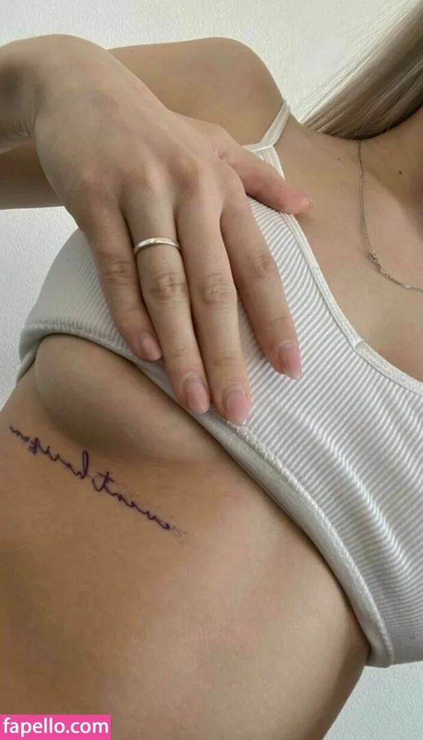 nikogarni Onlyfans Photo Gallery 