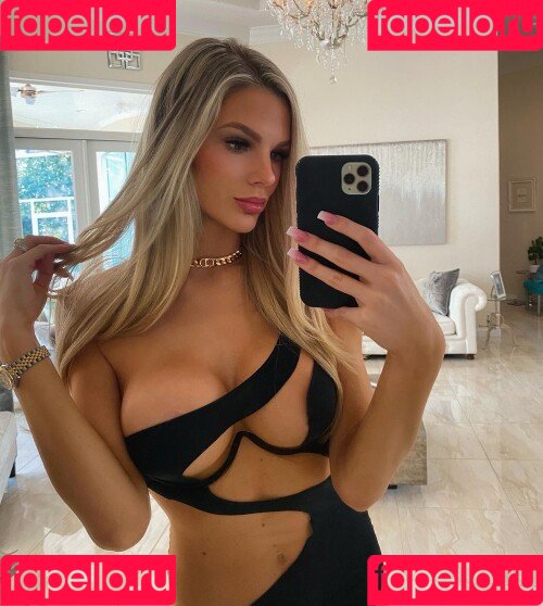 Kyra Belanger Onlyfans Photo Gallery 