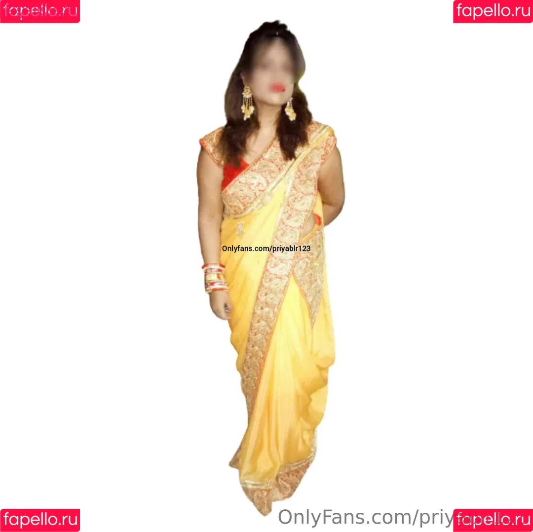 priyablr123 Onlyfans Photo Gallery 
