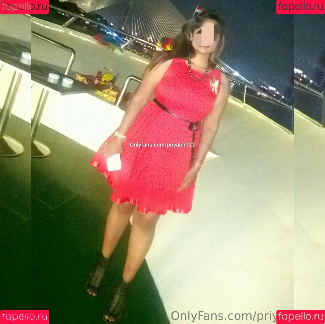 priyablr123 Onlyfans Photo Gallery 