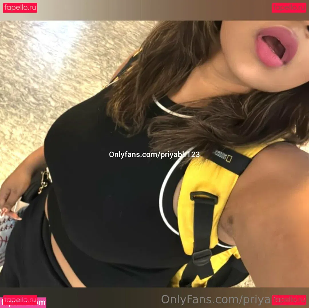 priyablr123 Onlyfans Photo Gallery 