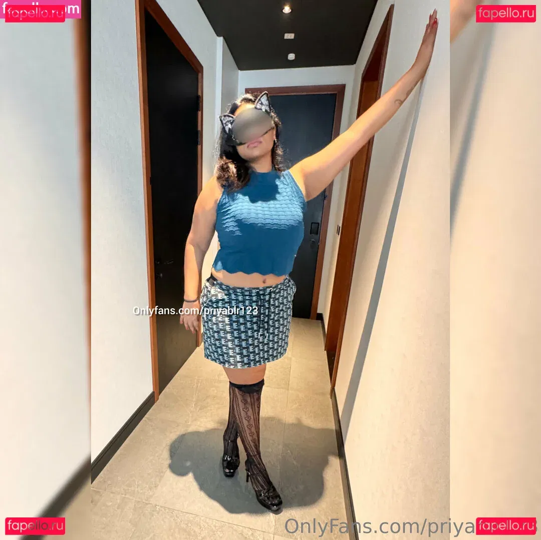priyablr123 Onlyfans Photo Gallery 
