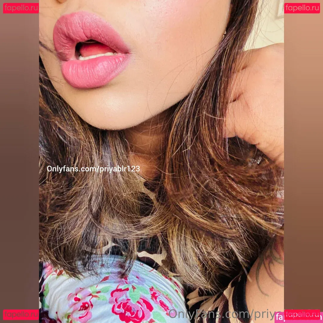 priyablr123 Onlyfans Photo Gallery 