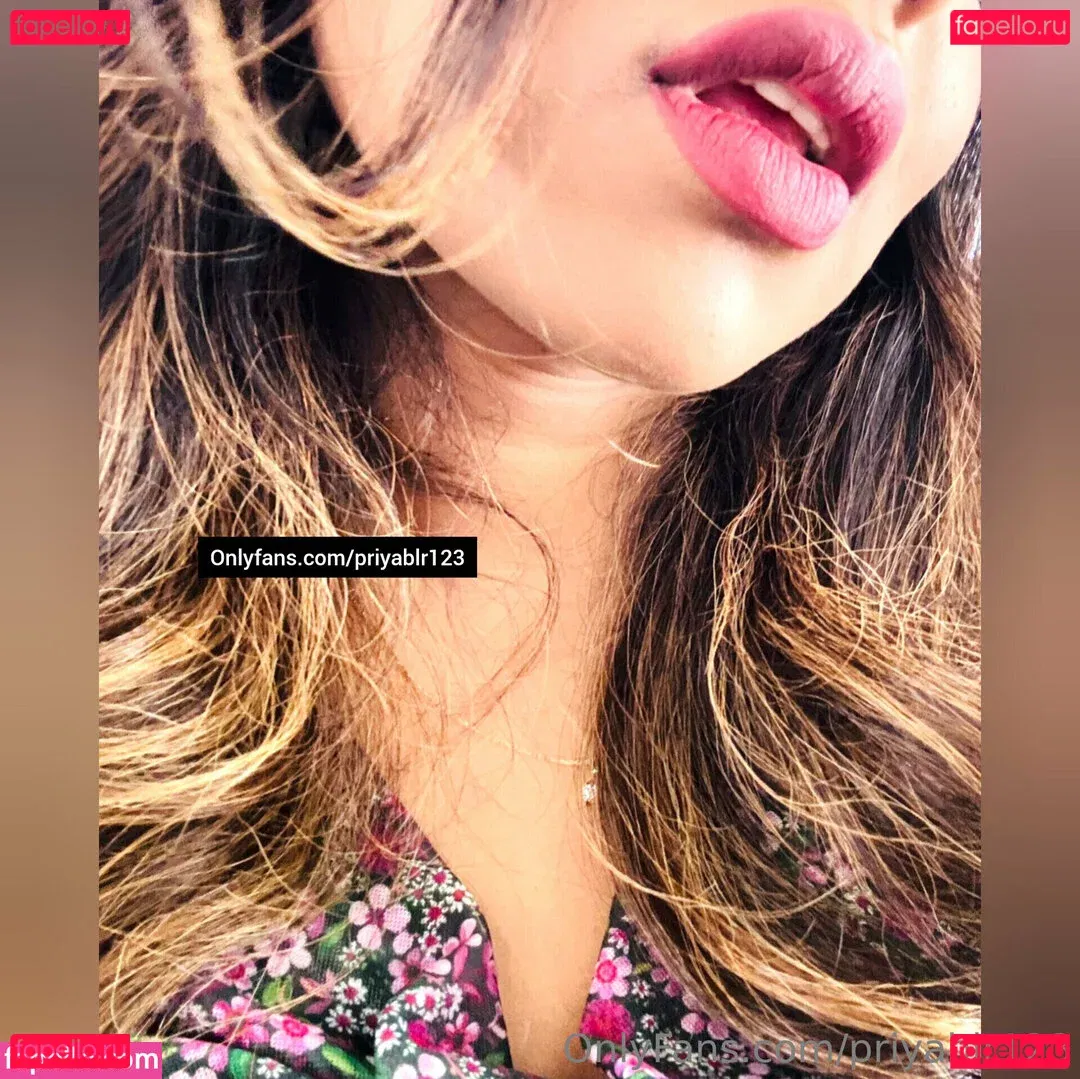 priyablr123 Onlyfans Photo Gallery 