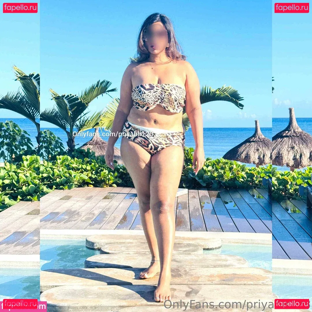 priyablr123 Onlyfans Photo Gallery 