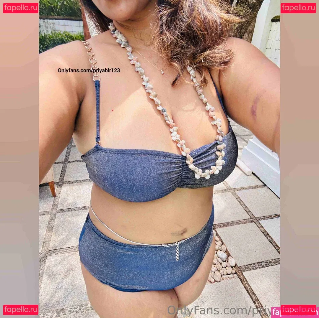 priyablr123 Onlyfans Photo Gallery 